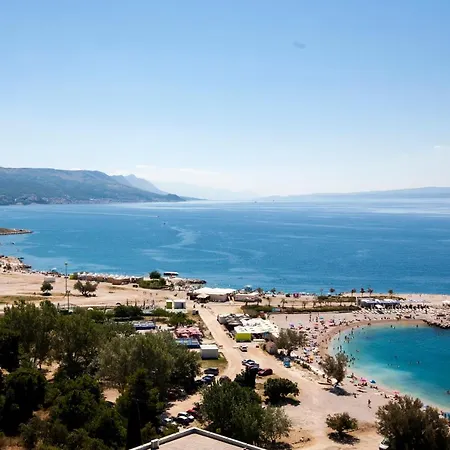 Deluxe Beach Renata Appartamento *