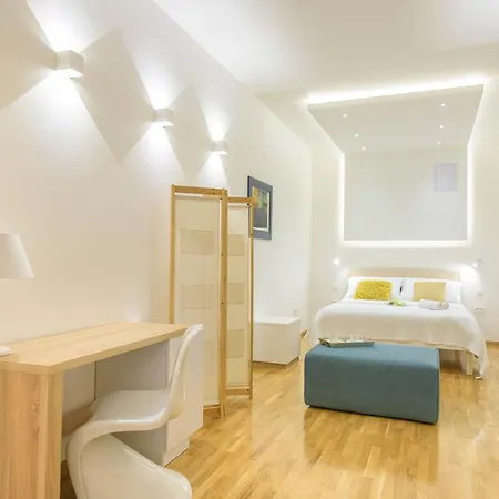 Deluxe Renata アパート スプリト